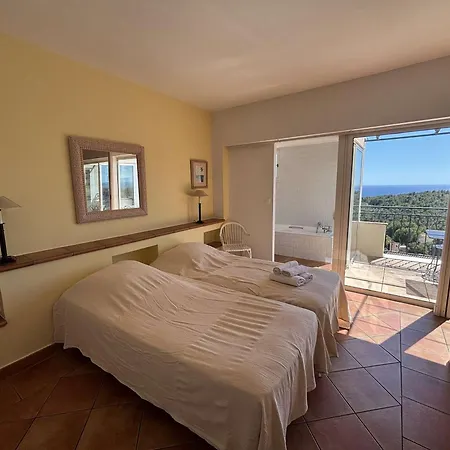 Vue - 6 Pers. - Fr-1-845-44 * Saint-Cyr-sur-Mer